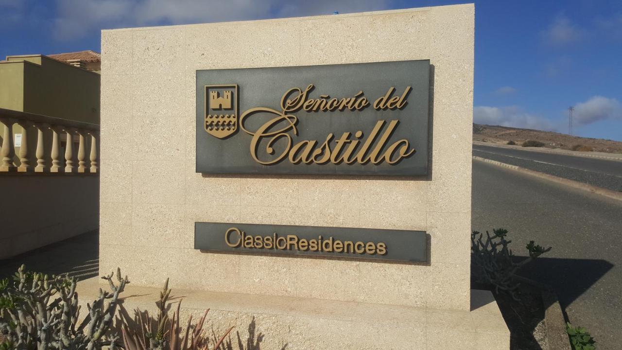 Beautiful, Spacious Villa, Heated Pool, Sleeps Eight, With Quality Furnishings Caleta De Fuste Exterior photo